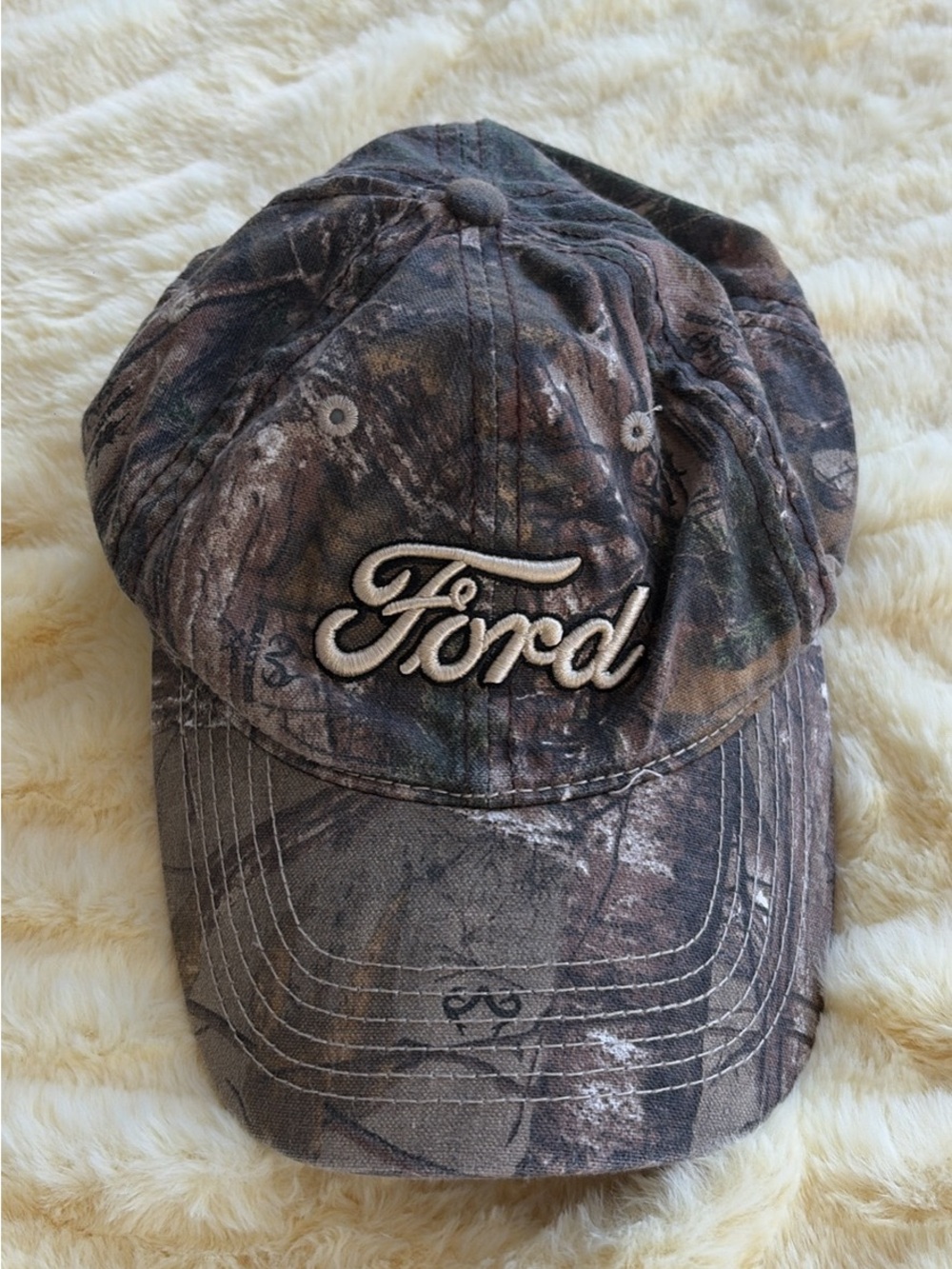 Ford camo hat
